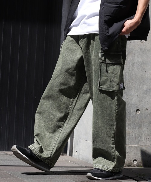 VISION STREET WEAR(ヴィジョンストリートウェア)の「【VISION STREET WEAR/ヴィジョンストリートウェア】ワイドカーゴ デニムパンツ(デニムパンツ・メンズ・サックスブルー/カーキ/レッド/レッド系その他/ブラック/ネイビー/パープル/グレー・M/LL/L)」の18枚目の写真
