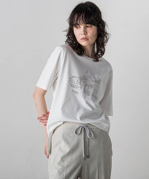 la.f…(ラエフ)の「刺しゅうコンパクトTシャツ≪洗濯機で洗える≫(Tシャツ/カットソー・レディース・ホワイト系その他/ホワイト・11号/9号)」の2枚目の写真