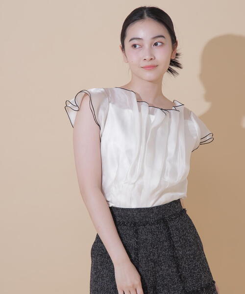 JILL by JILL STUART(ジルバイジルスチュアート)の「◇ラッフルメローブラウス(シャツ/ブラウス・レディース・ホワイト/ベージュ・FREE)」の7枚目の写真