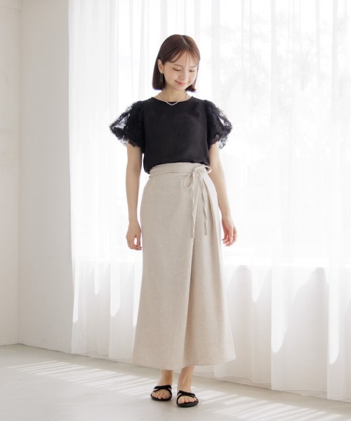flower（フラワー）の「タックマーメイドスカート（スカート・レディース・ベージュ/グレー・FREE）」の6枚目の写真
