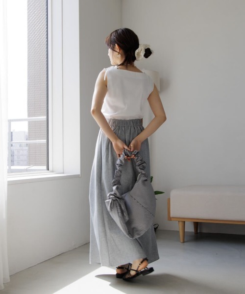 flower（フラワー）の「タックマーメイドスカート（スカート・レディース・ベージュ/グレー・FREE）」の14枚目の写真