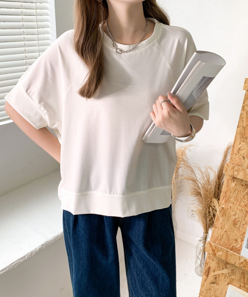 emi+(エミプラス)の「サイドスリットオーバーサイズカットソー(Tシャツ/カットソー・レディース・ベージュ/ホワイト/ブラック・FREE)」の14枚目の写真