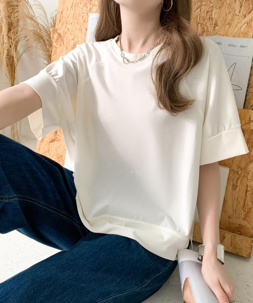 emi+(エミプラス)の「サイドスリットオーバーサイズカットソー(Tシャツ/カットソー・レディース・ベージュ/ホワイト/ブラック・FREE)」の17枚目の写真
