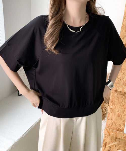emi+(エミプラス)の「サイドスリットオーバーサイズカットソー(Tシャツ/カットソー・レディース・ベージュ/ホワイト/ブラック・FREE)」の22枚目の写真