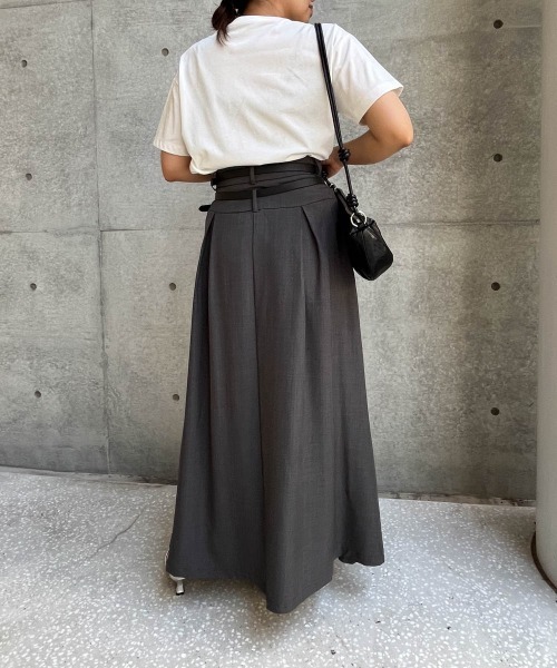 ketty cherie（ケティシェリー）の「ダブルベルトデザインタックワイドスカート≪洗濯機で洗える≫（スカート・レディース・ブラック/グレー・M）」の12枚目の写真