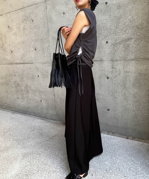 ketty cherie（ケティシェリー）の「ダブルベルトデザインタックワイドスカート≪洗濯機で洗える≫（スカート・レディース・ブラック/グレー・M）」の18枚目の写真