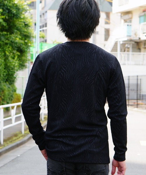 HIDEAWAYS NICOLE（ハイダウェイニコル）の「ゼブラ風ブリスタ-ジャカードＶネックプルオーバー（Tシャツ/カットソー・メンズ・オフホワイト/ブラック/モカ/ダークブラウン・MEDIUM/X-LARGE/LARGE）」の22枚目の写真