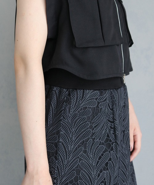 &g'aime(アンジェム)の「【&g'aime】フラップポケットジップアップショートベスト FLAP POCKET ZIPUP SHORT VEST(ベスト・レディース・チャコールグレー/ブラック・FREE)」の15枚目の写真