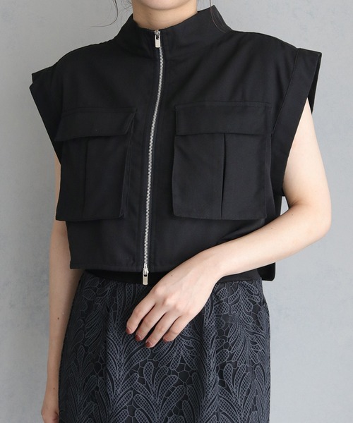 &g'aime(アンジェム)の「【&g'aime】フラップポケットジップアップショートベスト FLAP POCKET ZIPUP SHORT VEST(ベスト・レディース・チャコールグレー/ブラック・FREE)」の11枚目の写真