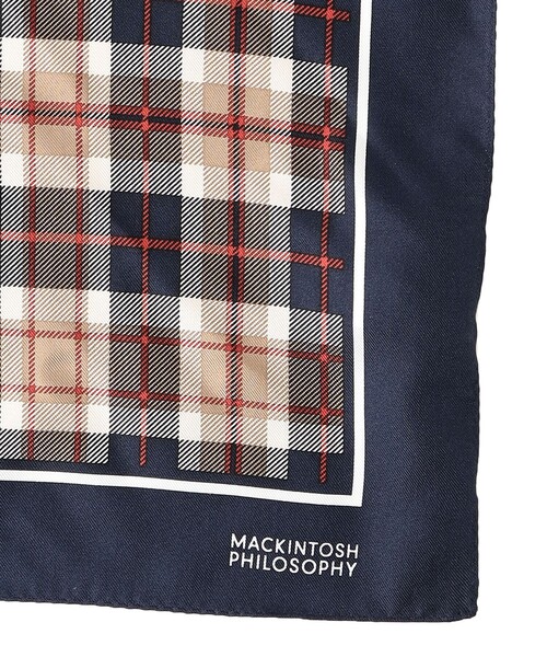 MACKINTOSH PHILOSOPHY（ﾏｯｷﾝﾄｯｼｭ ﾌｨﾛｿﾌｨｰ）の「ハウスチェックスカーフ 53×53（ストール/ショール・レディース・チャコールグレー/ベージュ/ダークネイビー・FREE）」の8枚目の写真