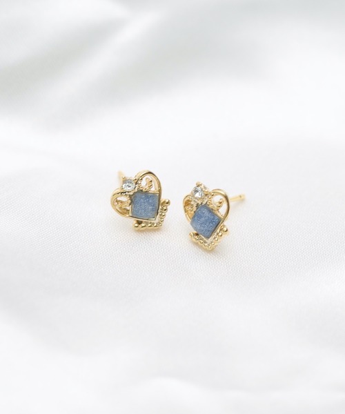 Peony(ピオニー)の「【Peony/ピオニー】/王冠風 ハートデザインピアス(ピアス(両耳用)・レディース・ゴールド系1/ゴールド系3/シルバー系2/シルバー系4/ゴールド系2/ゴールド系4/シルバー系3/シルバー系1・FREE)」の19枚目の写真