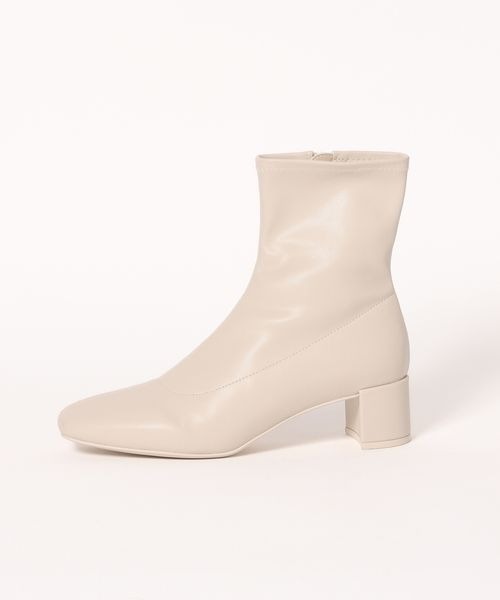 LOWRYS FARM(ローリーズファーム)の「ストレッチヒールブーツ 140507(ブーツ・レディース・アイボリー/ブラック/シルバー・MEDIUM/LARGE)」の4枚目の写真