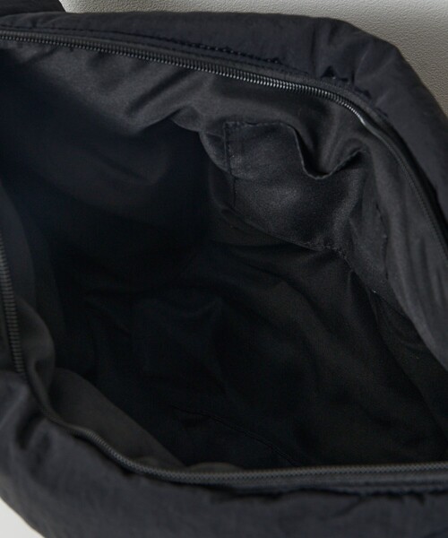 Firsthand（ファーストハンド）の「Firsthand/ファーストハンド 中綿ショルダー / メッセンジャーバッグ（ショルダーバッグ・メンズ・ブラック・ONE SIZE）」の9枚目の写真