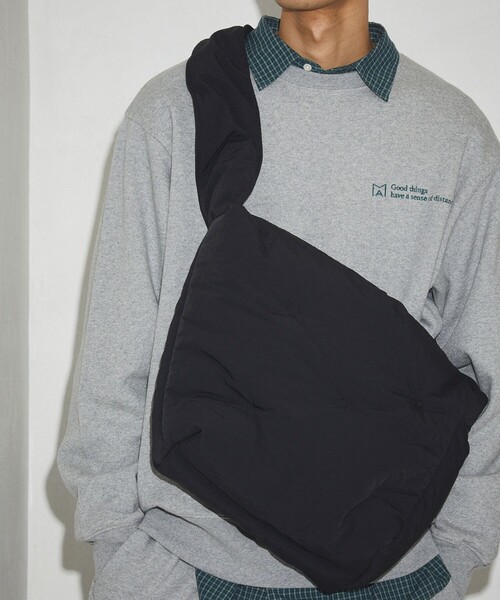 Firsthand（ファーストハンド）の「Firsthand/ファーストハンド 中綿ショルダー / メッセンジャーバッグ（ショルダーバッグ・メンズ・ブラック・ONE SIZE）」の18枚目の写真