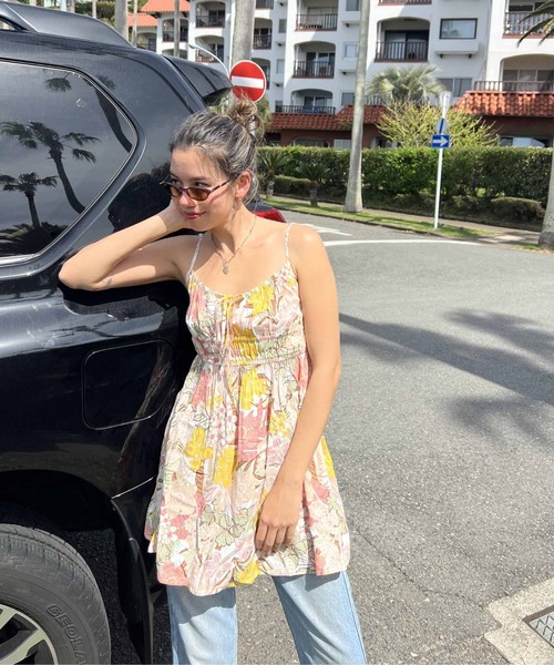 ROXY(ロキシー)の「LA VIDA MINI/ロキシー総柄ワンピース(ワンピース・レディース・ホワイト/ブラック・SMALL/X-SMALL/MEDIUM)」の2枚目の写真