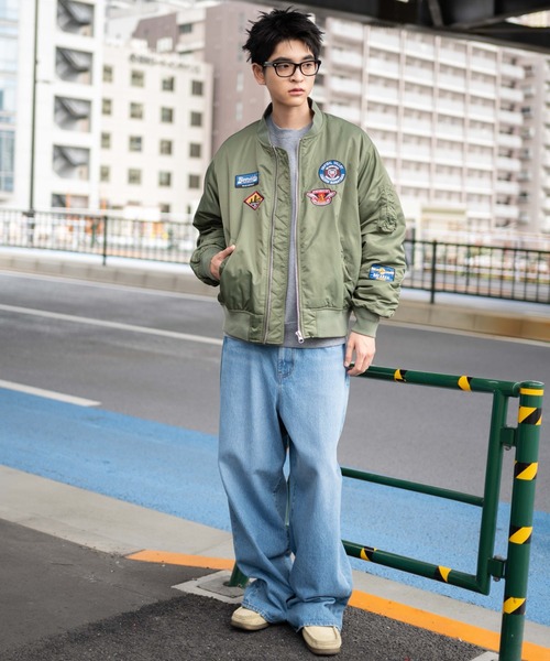 WEGO（ウィゴー）の「WEGO/パテッドワッペンMA-1（MA-1・メンズ・ブラック/カーキ・MEDIUM/LARGE）」の4枚目の写真