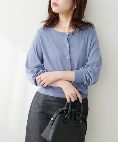 natural couture(ナチュラルクチュール)の「ちびハート釦ドット編みカーデ(カーディガン/ボレロ・レディース・ボルドー/ブラック/アイボリー/ピンクベージュ/ブルー・FREE)」の22枚目の写真