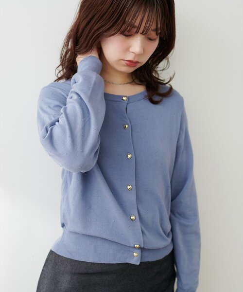 natural couture(ナチュラルクチュール)の「ちびハート釦ドット編みカーデ(カーディガン/ボレロ・レディース・ボルドー/ブラック/アイボリー/ピンクベージュ/ブルー・FREE)」の21枚目の写真