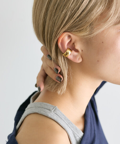 ear PAPILLONNER(イアパピヨネ)の「《金属アレルギー対応/ステンレス/2点セット》ぽってり幅広イヤーカフ(イヤーカフ・レディース・ゴールド/シルバー・FREE)」の13枚目の写真