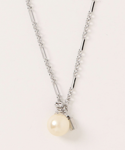 qualite(カリテ)の「パールキャッチネックレス(ネックレス・レディース・ゴールド/シルバー・フリー)」の1枚目の写真