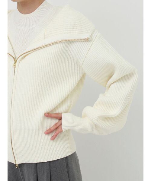 LAGUNAMOON(ラグナムーン)の「ビッグカラーレイヤードZIPニット(ニット/セーター・レディース・アイボリー/ブラック/ライトブルー・FREE)」の11枚目の写真