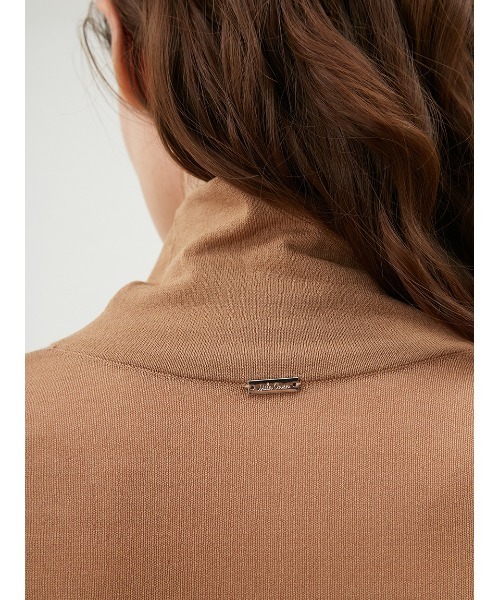 Mila Owen（ミラオーウェン）の「シア-タートルニット【手洗い可能