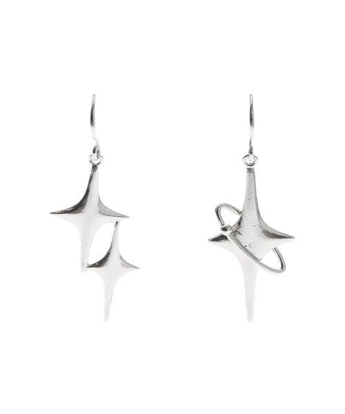 EMODA（エモダ）の「アシンメトリースパークルピアス（ピアス（両耳用）・レディース・ゴールド/シルバー・FREE）」の12枚目の写真