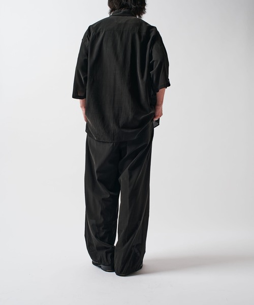 Lui's（ルイス）の「キュプラ混ワイド半袖シャツ（シャツ/ブラウス・メンズ・ネイビー/チャコールグレー/ブラック・FREE）」の8枚目の写真