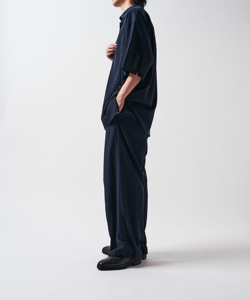 Lui's（ルイス）の「キュプラ混ワイド半袖シャツ（シャツ/ブラウス・メンズ・ネイビー/チャコールグレー/ブラック・FREE）」の22枚目の写真