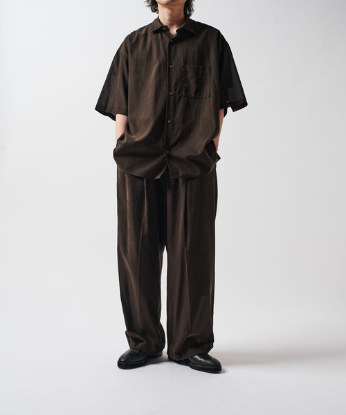 Lui's（ルイス）の「キュプラ混ワイド半袖シャツ（シャツ/ブラウス・メンズ・ネイビー/チャコールグレー/ブラック・FREE）」の13枚目の写真