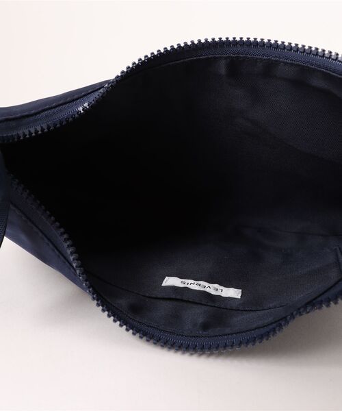 Doux archives（ドゥアルシーヴ）の「[ﾙﾍﾞﾙﾆ]Cord moon bag S(N)（ハンドバッグ・レディース・ブラウン/ネイビー・FREE）」の4枚目の写真