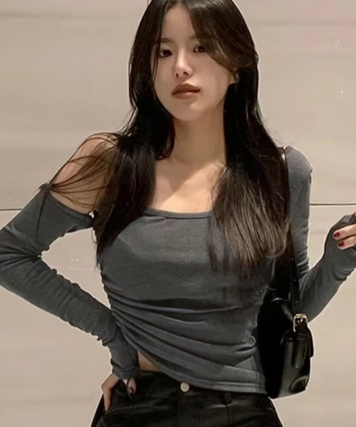 ALTROSE（アルトローズ）の「アシメワンショル シャーリング リボン カットソー 韓国風（Tシャツ/カットソー・レディース・ホワイト/グレー/ブラック・FREE）」の7枚目の写真