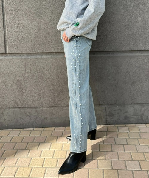 ampm(エーエムピーエム)の「【ampm】パール&ビジューサイドラインデニムパンツ(デニムパンツ・レディース・ブルー・MEDIUM)」の14枚目の写真