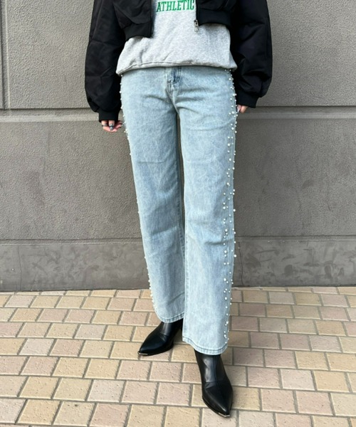 ampm(エーエムピーエム)の「【ampm】パール&ビジューサイドラインデニムパンツ(デニムパンツ・レディース・ブルー・MEDIUM)」の21枚目の写真