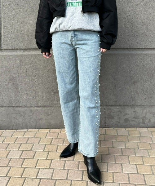 ampm(エーエムピーエム)の「【ampm】パール&ビジューサイドラインデニムパンツ(デニムパンツ・レディース・ブルー・MEDIUM)」の3枚目の写真