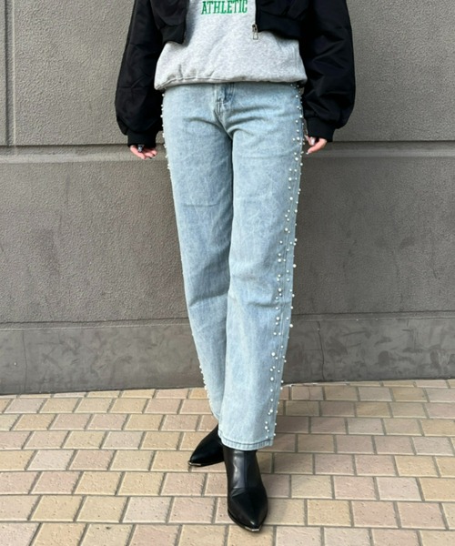 ampm(エーエムピーエム)の「【ampm】パール&ビジューサイドラインデニムパンツ(デニムパンツ・レディース・ブルー・MEDIUM)」の18枚目の写真