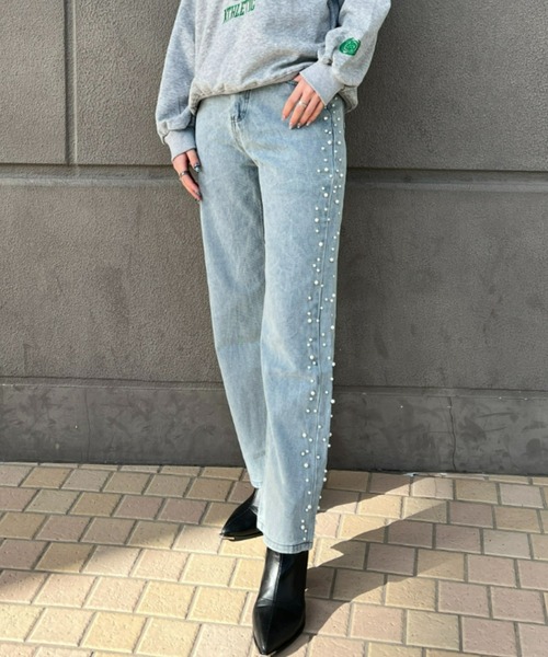 ampm(エーエムピーエム)の「【ampm】パール&ビジューサイドラインデニムパンツ(デニムパンツ・レディース・ブルー・MEDIUM)」の11枚目の写真