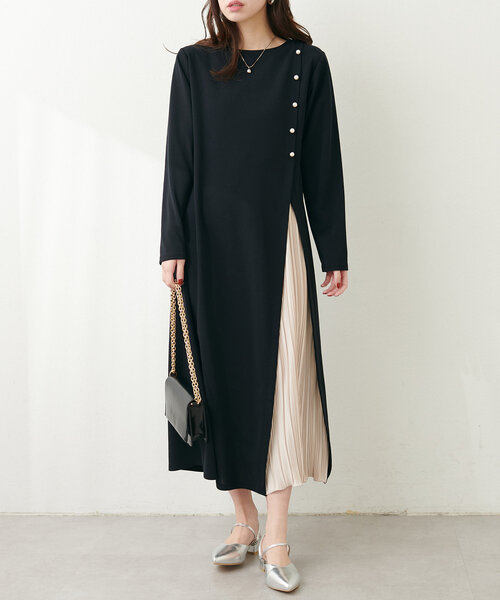natural couture(ナチュラルクチュール)の「【WEB限定】カットジョーゼットプリーツ切替ワンピース(ワンピース・レディース・ブラック/アイボリー/ブルー・FREE)」の18枚目の写真