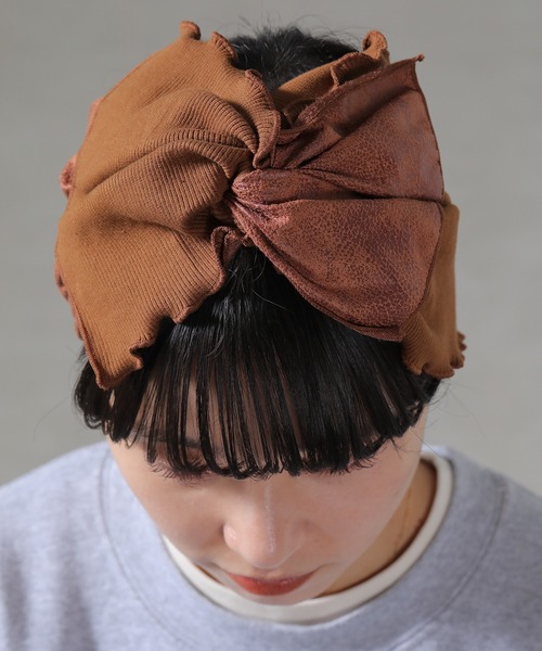 emesuelee（エメスーリー）の「合皮レザー×リブメロー ヘアバンド（ヘアバンド・レディース・アイボリー/ブラック/ダークブラウン/ブラウン/ベージュ・フリー）」の14枚目の写真