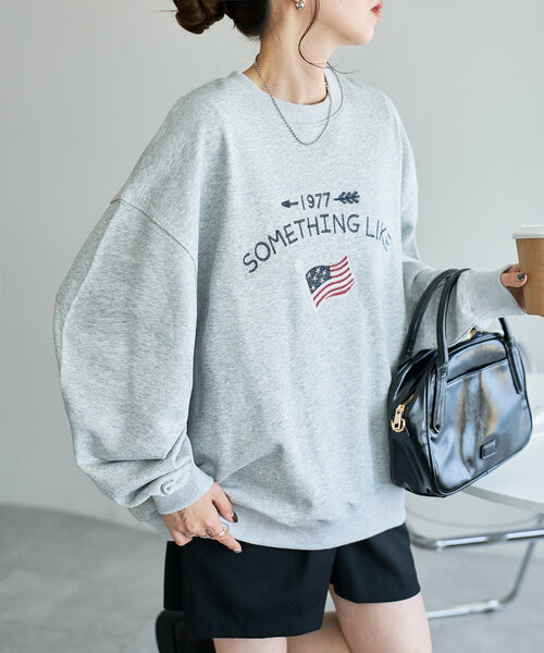 【ユニセックス】チェーンステッチモチーフ刺繍スウェット（Tシャツ/カットソー）｜DISCOAT（ディスコート）