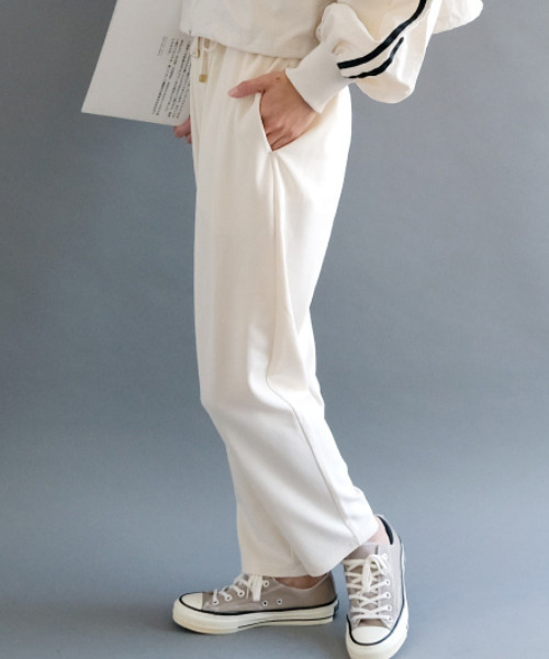 aquagarage(アクアガレージ)の「梨地ウエストゴムテーパードパンツ(その他パンツ・レディース・グレイッシュベージュ/ブラック/ライトブルー/オフホワイト/ネイビー/ピンク・M/L)」の13枚目の写真