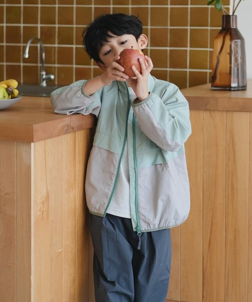 URBAN RESEARCH DOORS（アーバンリサーチドアーズ）の「『WEB/一部店舗限定サイズ』パッカブルウィンドブレーカー(KIDS)（その他アウター・キッズ・ミント/パープル・105/120/135/150）」の2枚目の写真