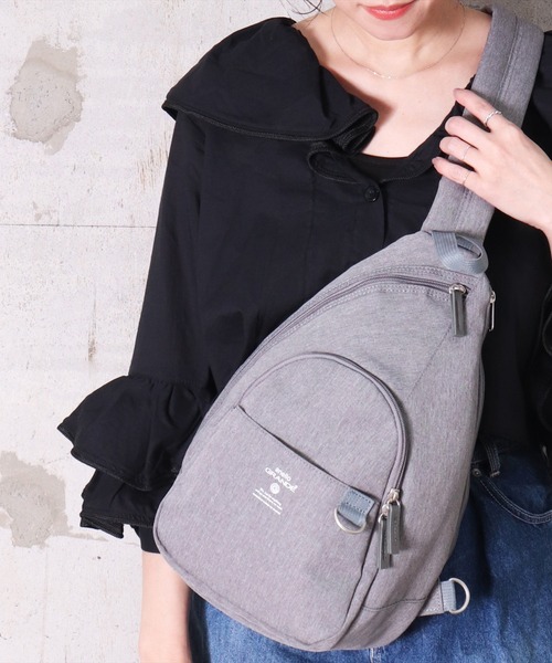 anello（アネロ）の「(LF)【anello】4ポケット 撥水加工 クロス ボディバッグ（ボディバッグ/ウエストポーチ・レディース・ブラック/ネイビー/ライトグレー・ONE SIZE）」の3枚目の写真