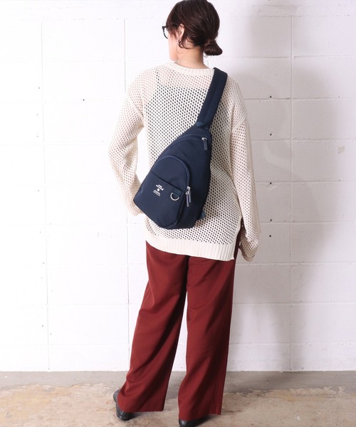 anello（アネロ）の「(LF)【anello】4ポケット 撥水加工 クロス ボディバッグ（ボディバッグ/ウエストポーチ・レディース・ブラック/ネイビー/ライトグレー・ONE SIZE）」の8枚目の写真