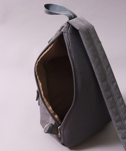 anello（アネロ）の「(LF)【anello】4ポケット 撥水加工 クロス ボディバッグ（ボディバッグ/ウエストポーチ・レディース・ブラック/ネイビー/ライトグレー・ONE SIZE）」の20枚目の写真