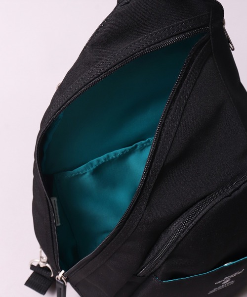 anello（アネロ）の「(LF)【anello】4ポケット 撥水加工 クロス ボディバッグ（ボディバッグ/ウエストポーチ・レディース・ブラック/ネイビー/ライトグレー・ONE SIZE）」の22枚目の写真