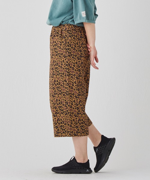 KRIFF MAYER Lady's Collection（クリフメイヤーレディースコレクション）の「【接触冷感･伸縮性･ドライタッチ】冷感ロハテコパンツ（その他パンツ・レディース・ブラック/オリーブ/オフホワイト/グレー/ブルー/ブラック系その他/チャコール/ベージュ/ネイビー/キャメル/ブラウン/カラフル・MEDIUM/LARGE）」の7枚目の写真