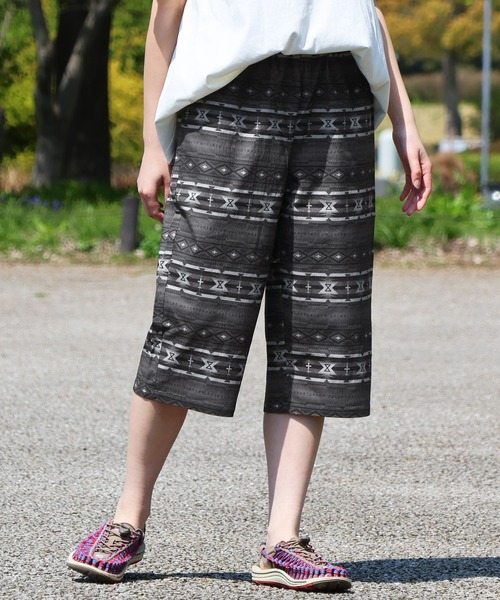 KRIFF MAYER Lady's Collection（クリフメイヤーレディースコレクション）の「【接触冷感･伸縮性･ドライタッチ】冷感ロハテコパンツ（その他パンツ・レディース・ブラック/オリーブ/オフホワイト/グレー/ブルー/ブラック系その他/チャコール/ベージュ/ネイビー/キャメル/ブラウン/カラフル・MEDIUM/LARGE）」の6枚目の写真