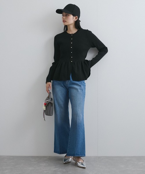 VIS(ビス)の「【前後2WAY】ペプラムカーディガン【アンチピリング】(カーディガン/ボレロ・レディース・ホワイト/ブラック/サックスブルー・FREE)」の4枚目の写真