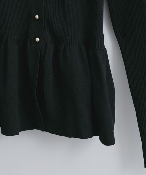 VIS(ビス)の「【前後2WAY】ペプラムカーディガン【アンチピリング】(カーディガン/ボレロ・レディース・ホワイト/ブラック/サックスブルー・FREE)」の14枚目の写真